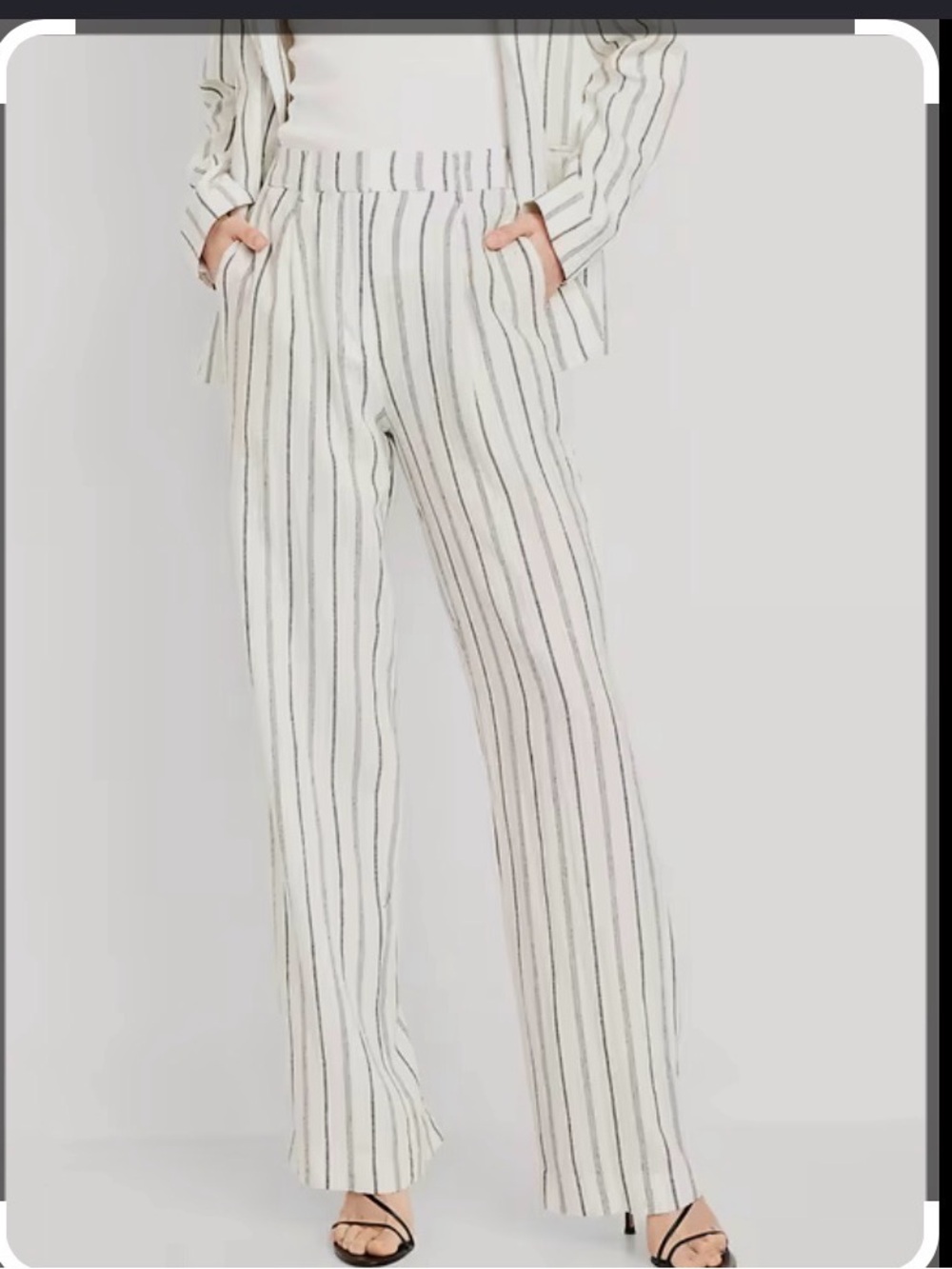 Old Navy White Wide-Leg Pants with Black Vertical Stripes